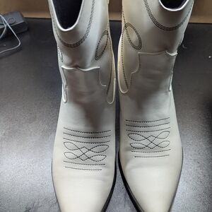 Target White Heeled Boots with Decorative Stitching